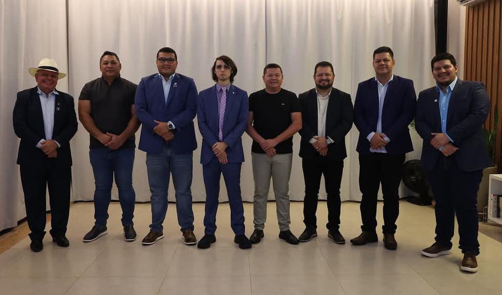 Prefeito Toco Santana fortalece parcerias para o desenvolvimento de Borba