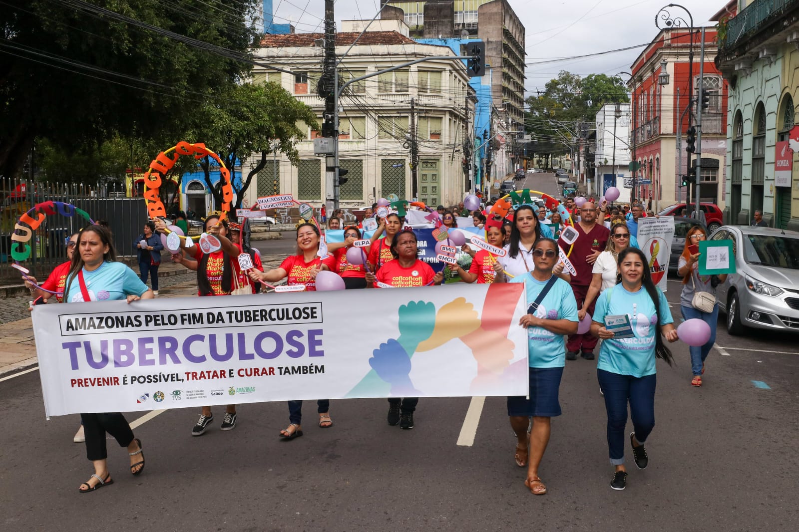 Caminhada pelo combate à tuberculose alerta para a importância de prevenção, cura e eliminação da doença
