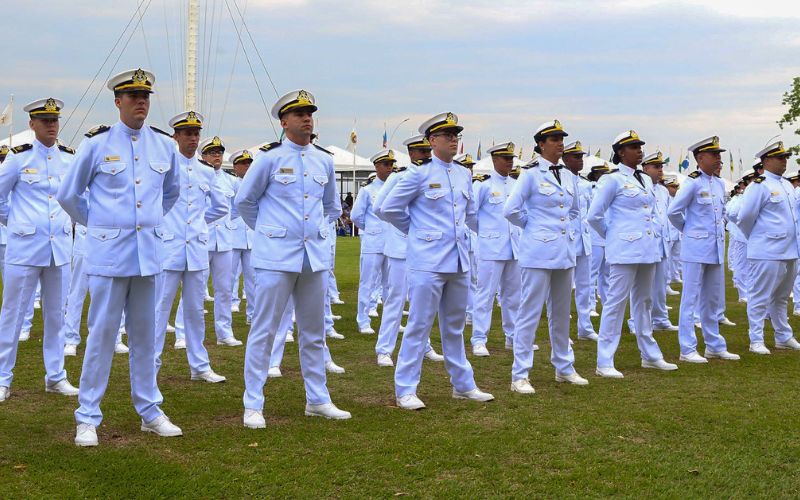Concurso da Marinha do Brasil tem 174 vagas para candidatos de nível superior