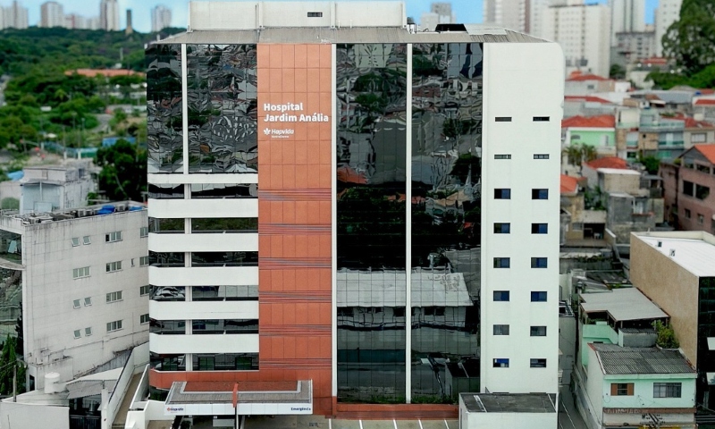 Hapvida consolida crescimento em 2024 com forte geração de caixa, expansão da rede própria e integração de sistemas