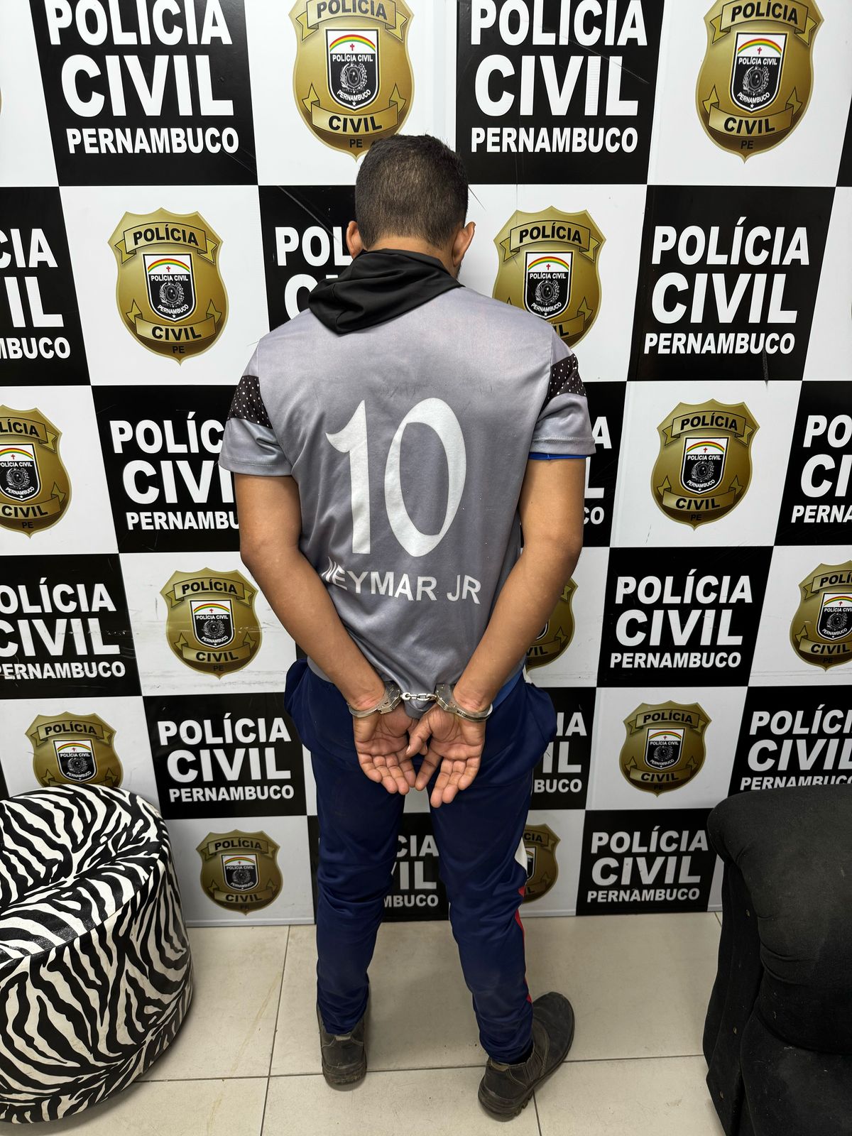 Homem é preso por usar nome falso nas redes sociais e pedir nudes de adolescente no AM