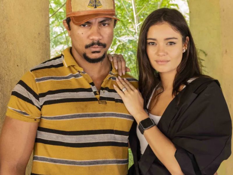 Sophie Charlotte e Xamã anunciam fim de namoro