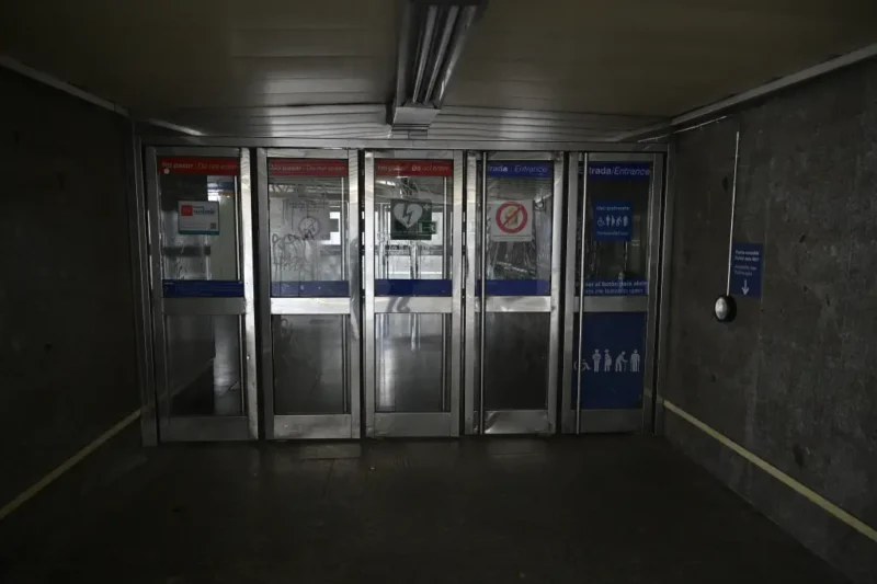 Apagão em Portugal e Espanha paralisa transportes e gera pânico em diversos países