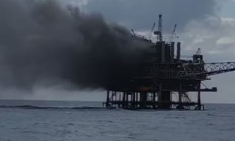 Chega a 14 número de feridos após incêndio em plataforma da Petrobras