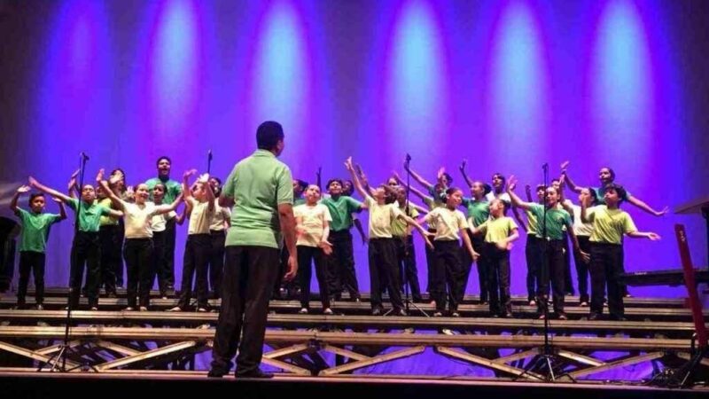 Coral Infantil do Liceu integra apresentação de ‘La Bohème’ no Teatro Amazonas