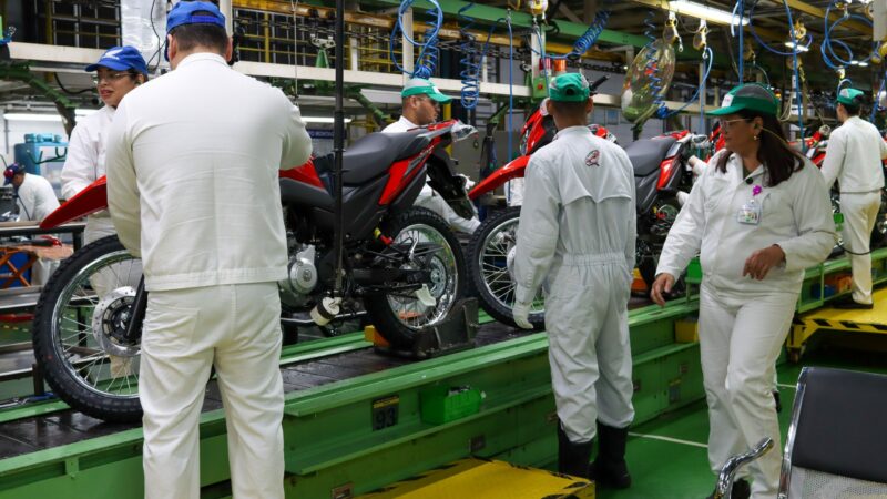 Exportações de motocicletas para a Argentina impulsionam comércio exterior do Amazonas em março