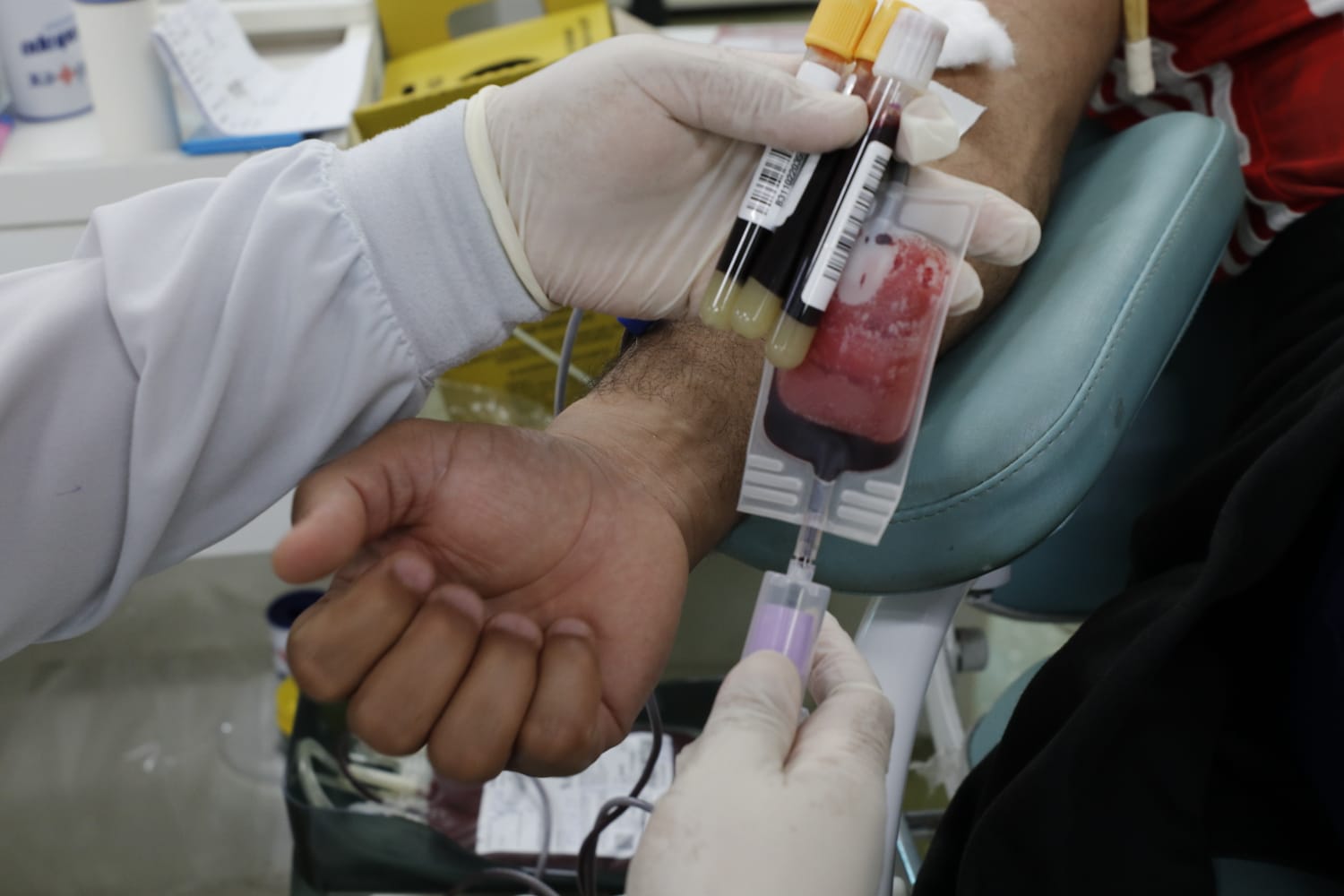 Hemoam registra queda nas doações e faz apelo urgente por sangue