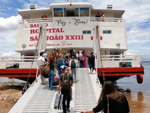 Itacoatiara recebe a 7° expedição de saúde do Barco Hospital São João XXIII