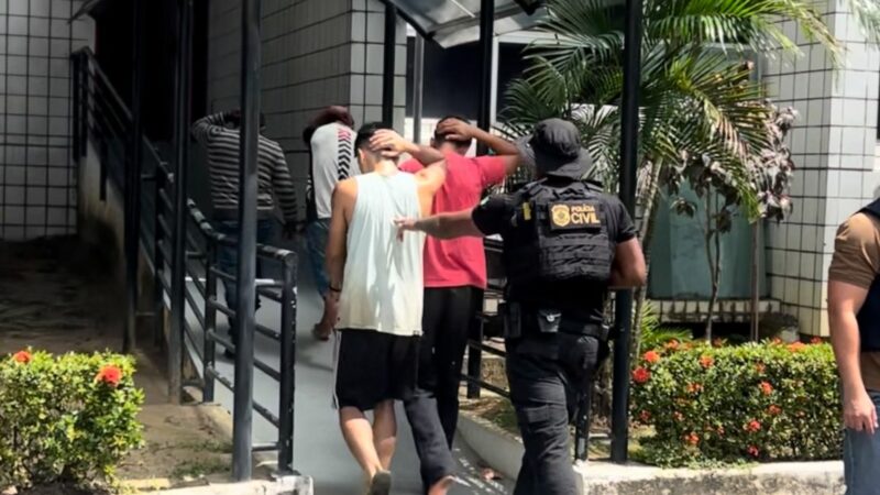 Operação policial resulta na prisão de 30 pessoas em Manaus