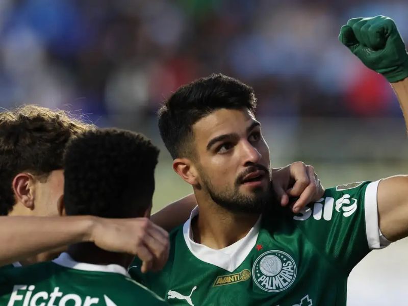 Palmeiras vence Cerro e garante classificação antecipada