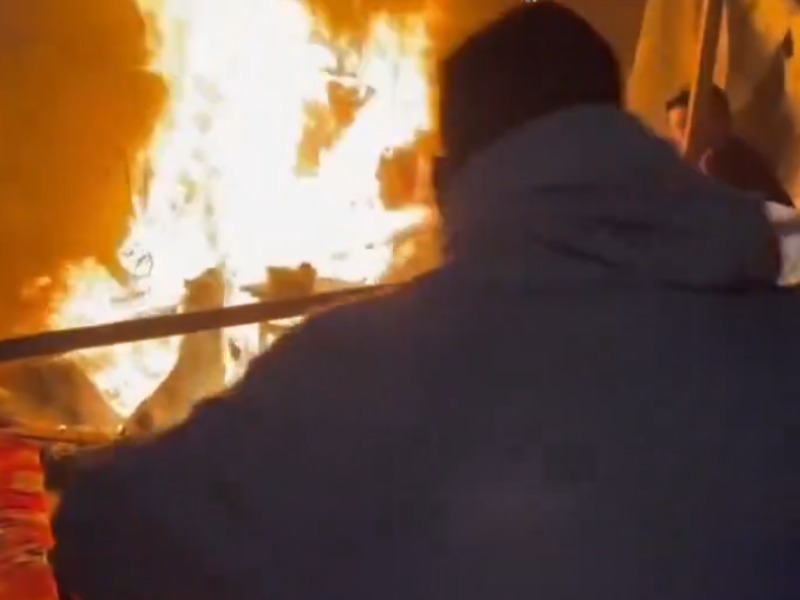 Vídeo mostra jornalista em chamas ainda vivo após ataque de Israel na Faixa de Gaza