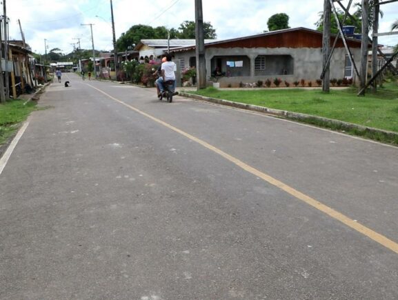 Governador Wilson Lima inaugura pavimentação de ruas do sistema viário de Tapauá