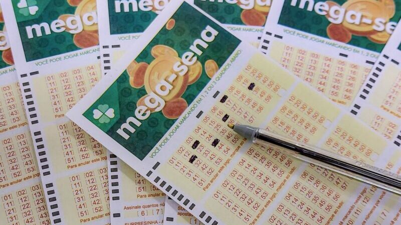 Acumulada, Mega-Sena sorteia R$ 7,5 milhões