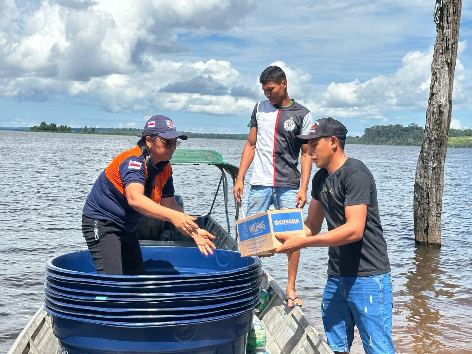 Cheia dos rios do Amazonas afetam 195 mil pessoas com 18 municípios em emergência