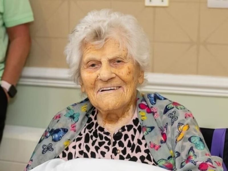 Com morte de brasileira aos 116 anos, veja quem se torna pessoa mais velha do mundo