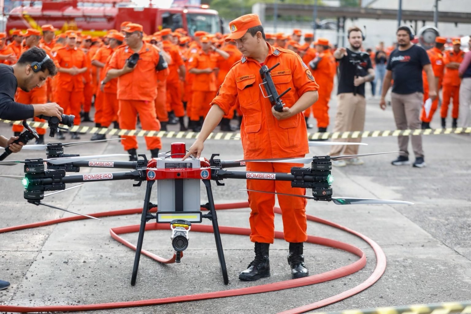 Corpo de Bombeiros do Amazonas contará com primeiro drone do Brasil desenvolvido para o combate a incêndios