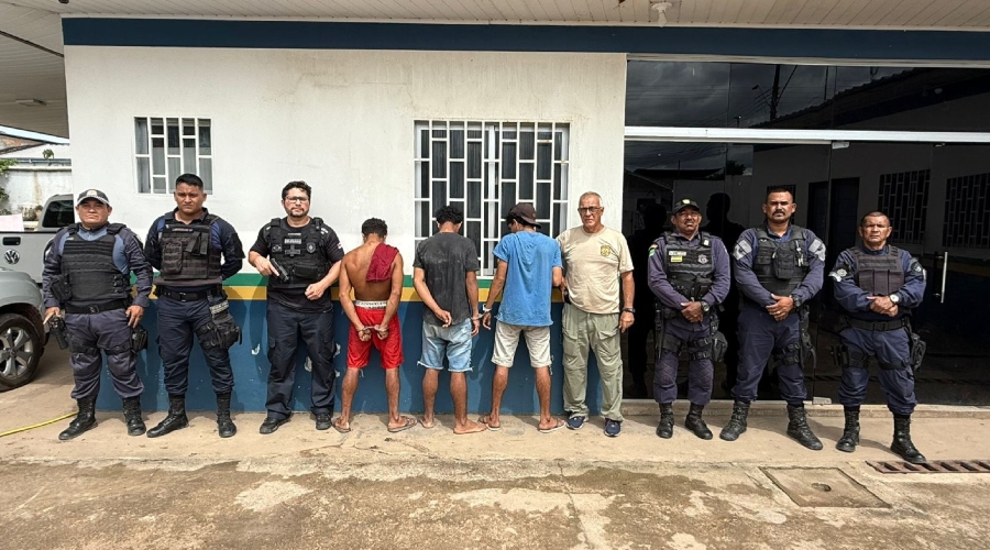 Homens são presos por esfaquear prima que expulsou avó de casa no AM