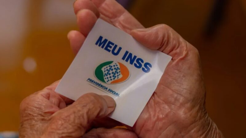 Idosa do AM descobre descontos indevidos em pensão por quase 30 anos