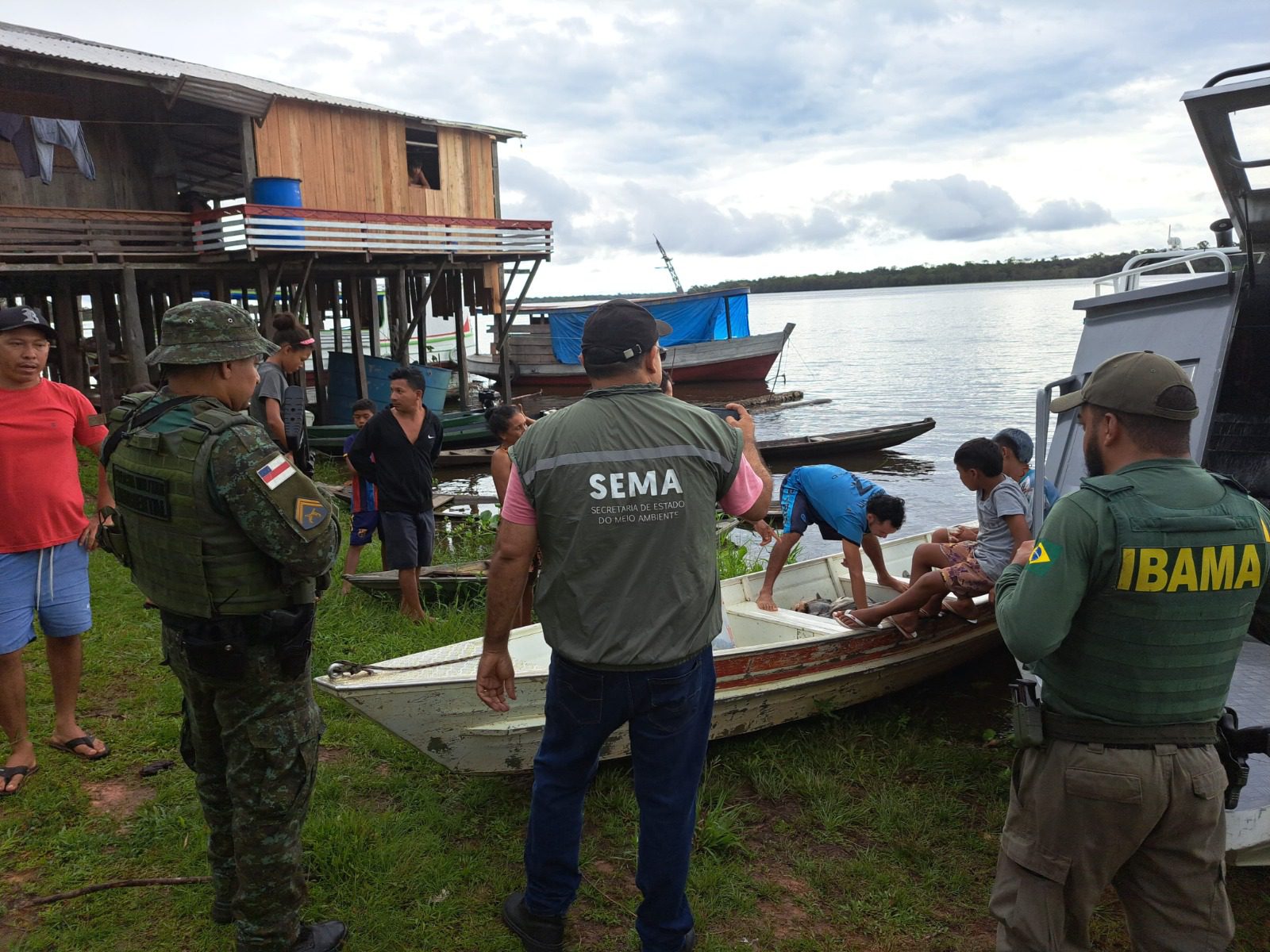 Sema apoia operação de apreensão de quatro toneladas de pescado ilegal na RDS Piagaçu-Purus