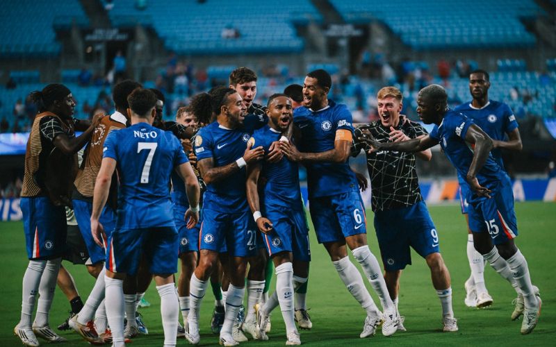 Chelsea atropela Benfica e terá duelo com Palmeiras nos EUA