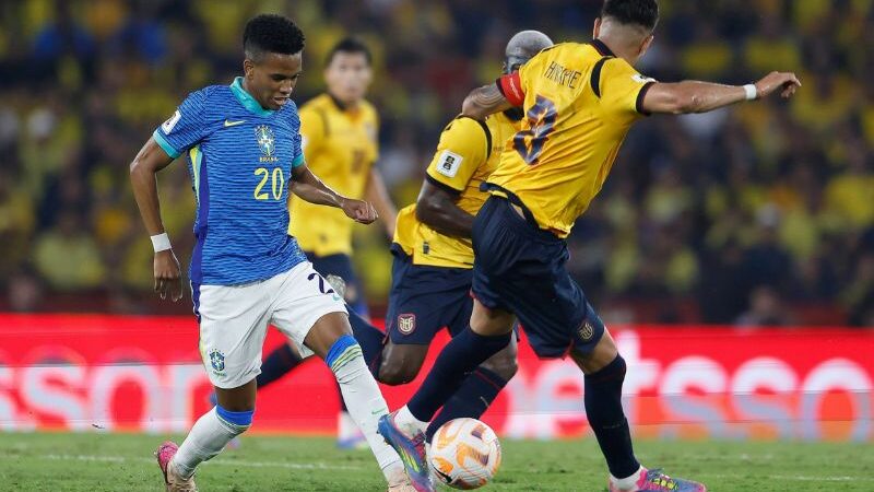 Com atuação morna, Brasil empata com Equador na estreia de Ancelotti