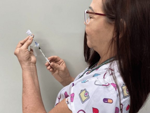 Férias à vista: SES-AM e FVS-RCP alertam para importância de vacinar antes do recesso escolar