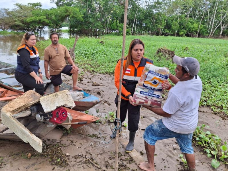Mais de 370 comunidades recebem ajuda humanitária do Governo do Amazonas