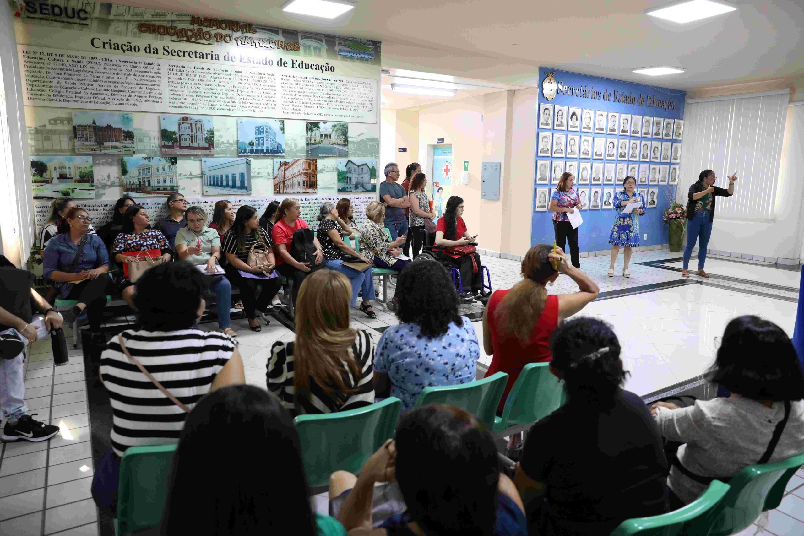 Secretaria de Educação convoca mais 314 candidatos do PSS para a capital, interior e áreas indígenas do Amazonas