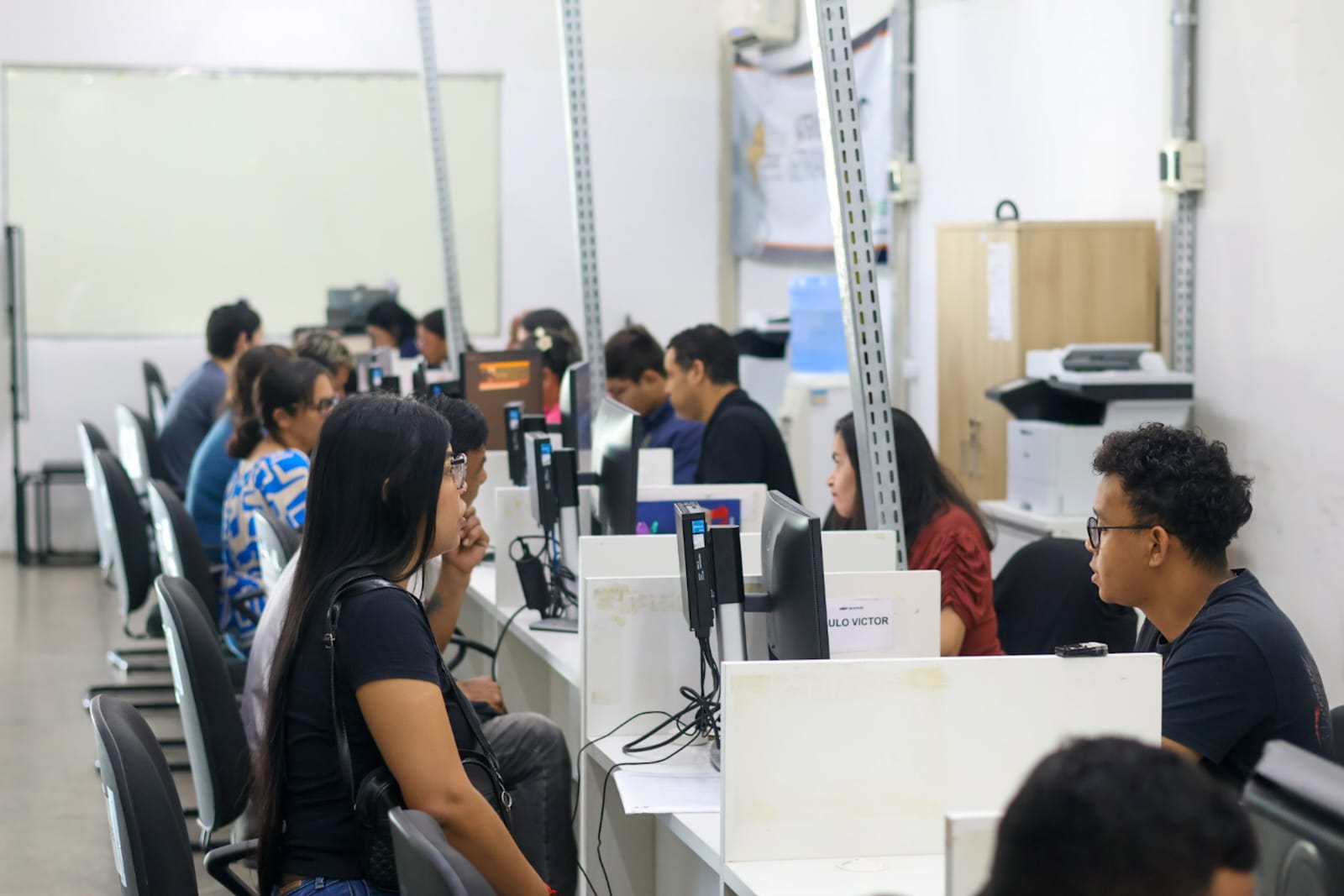 Sine Amazonas divulga 293 vagas de emprego para esta segunda-feira