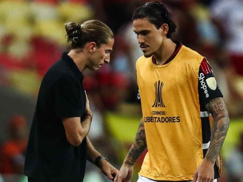 Entenda briga no Flamengo entre Pedro e Filipe Luís