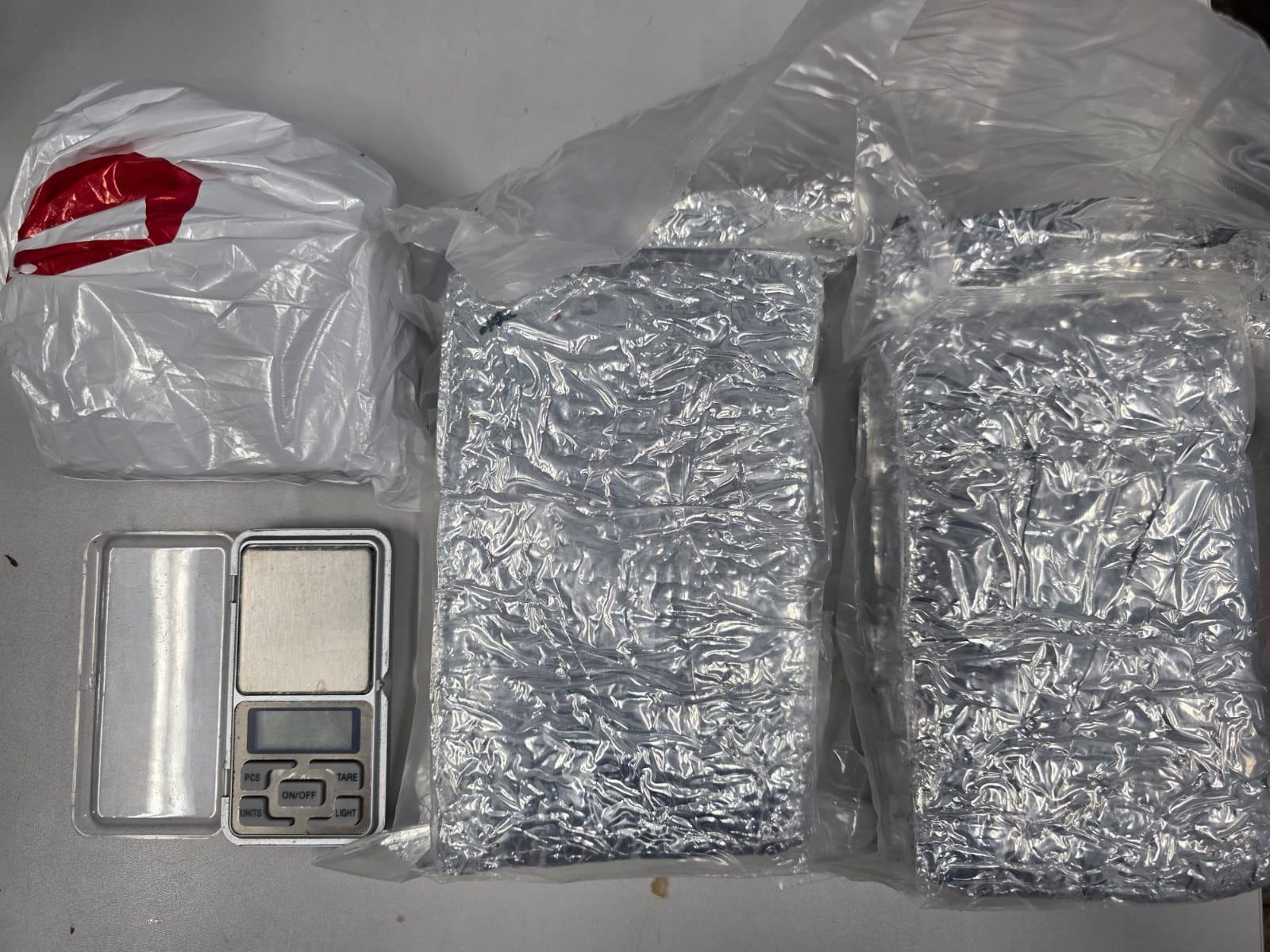 Preso homem que comandava distribuição de drogas por motoboys em Manaus