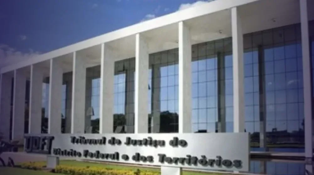 Motorista embriagado que bateu em viatura do BOPE é condenado no DF