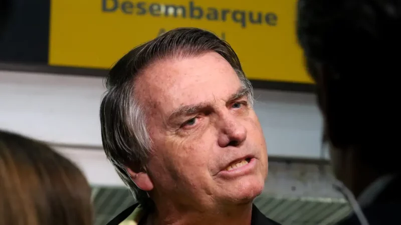 Bolsonaro pode ficar inelegível até 2060 após condenação