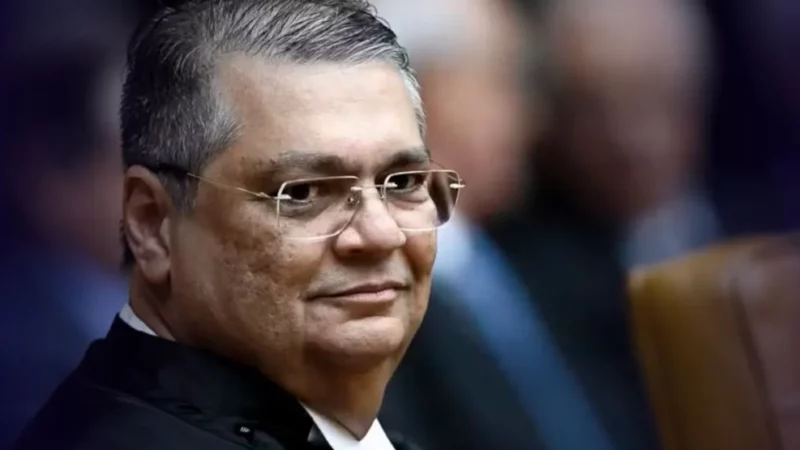 Ministro Flávio Dino suspende tentativa do Congresso de ressuscitar orçamento secreto