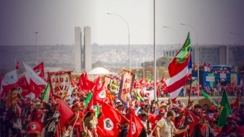 Movimentos sociais organizam atos em todo o país no 7 de Setembro