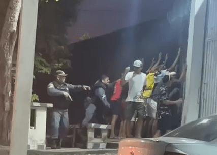 PM agride jovens durante abordagem no interior do AM