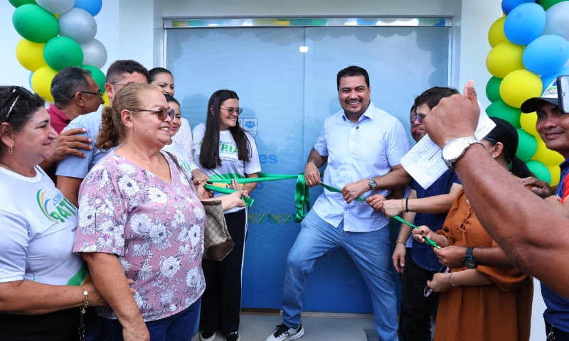 Prefeito Thomé Neto inaugura primeira Escola Municipal de Tempo Integral em Autazes