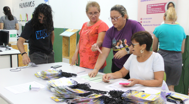 Prefeitura inicia entrega de pulseiras do ‘#SouManaus Passo a Paço 2025’ para pessoas com deficiência