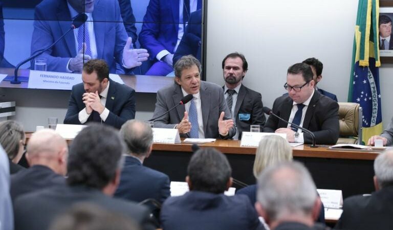 Produtores rurais podem ter crédito de R$ 12 bi reavaliado, diz Haddad