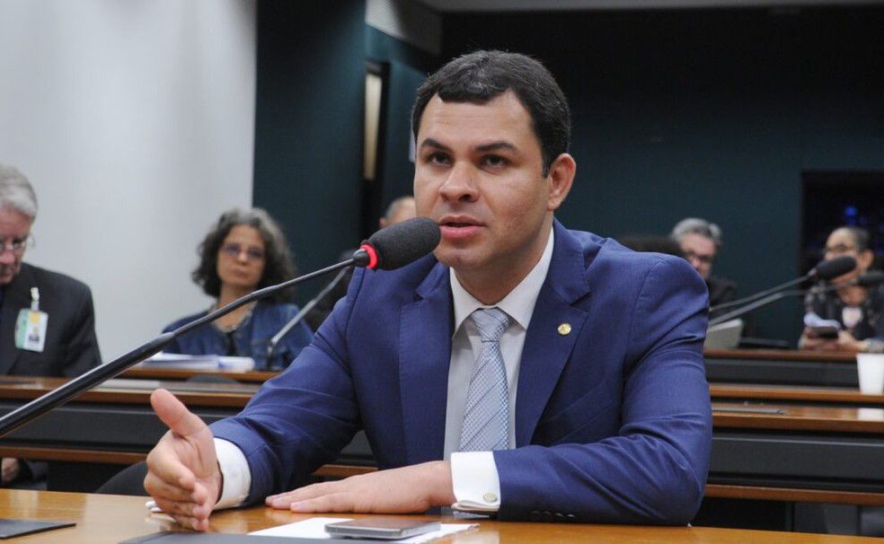 Comissão da Câmara aprova PL de Saullo Vianna que garante isenção de Imposto de Renda para pessoas com deficiência