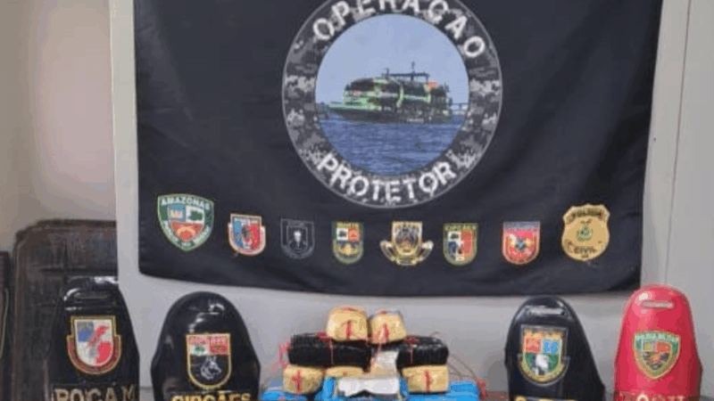 Em três dias, 36 tabletes de drogas foram apreendidos em embarcações de Coari
