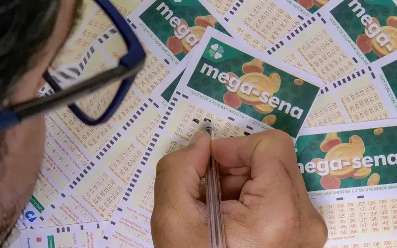 Mega-Sena sorteia neste sábado prêmio acumulado em R$ 12 milhões