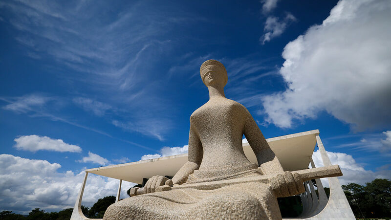 Sentença trabalhista não pode incluir outros negócios do mesmo grupo econômico