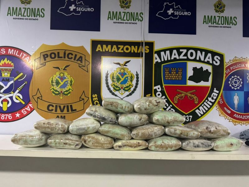 Suspeito transportava 22 quilos de skunk em embarcação e é preso em Barcelos, no AM
