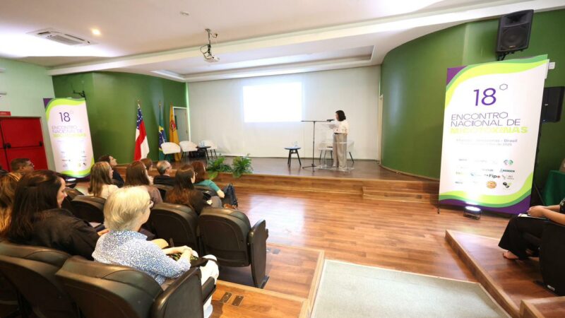 Evento apoiado pelo Governo do Amazonas aborda toxinas produzidas por fungos em alimentos