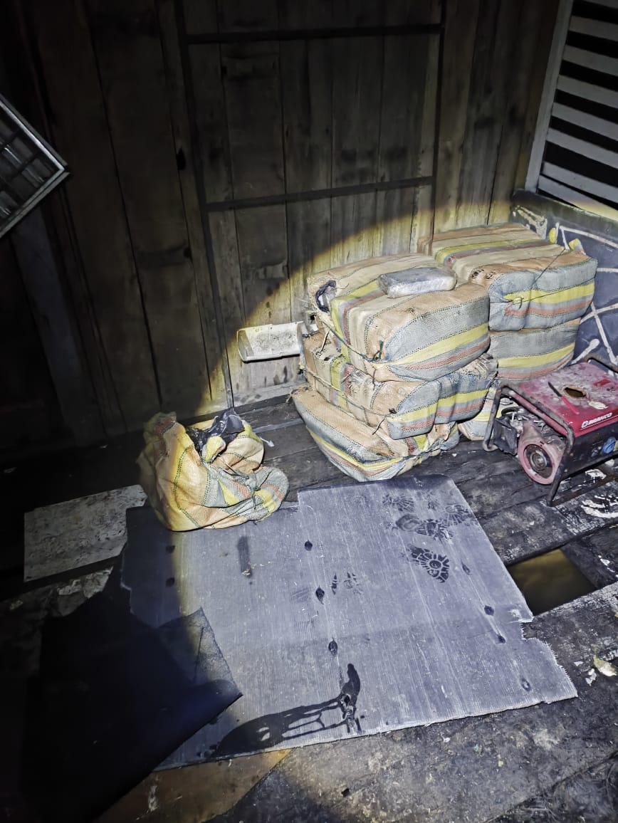 Mais de 210 kg de drogas foram apreendidas no Rio Negro, no AM