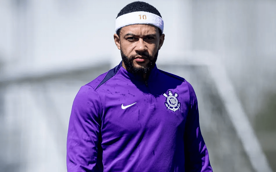 Memphis Depay fala sobre futuro no Corinthians e pede mudanças internas