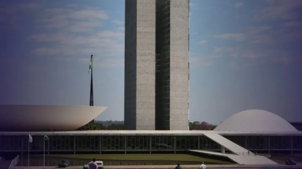 Bancadas recorrem ao STF para suspender PL da Dosimetria que beneficia réus do 8 de janeiro