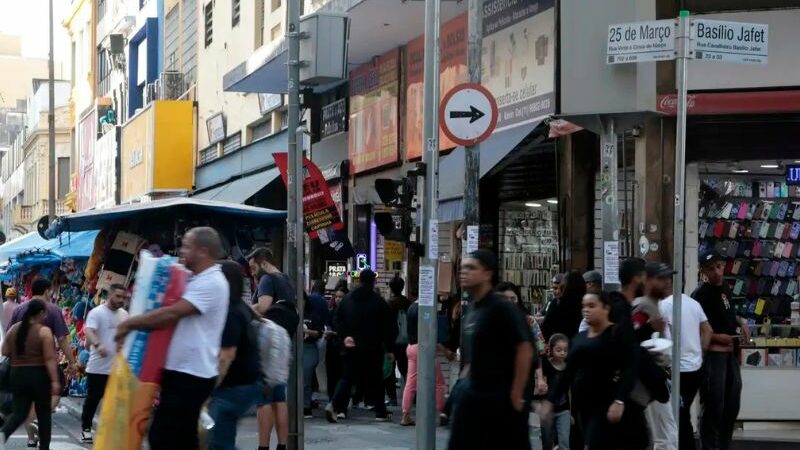 Brasil registra saldo positivo de 85,8 mil vagas de trabalho em novembro