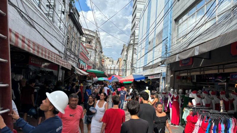 Confira horário de funcionamento do comércio durante o feriado